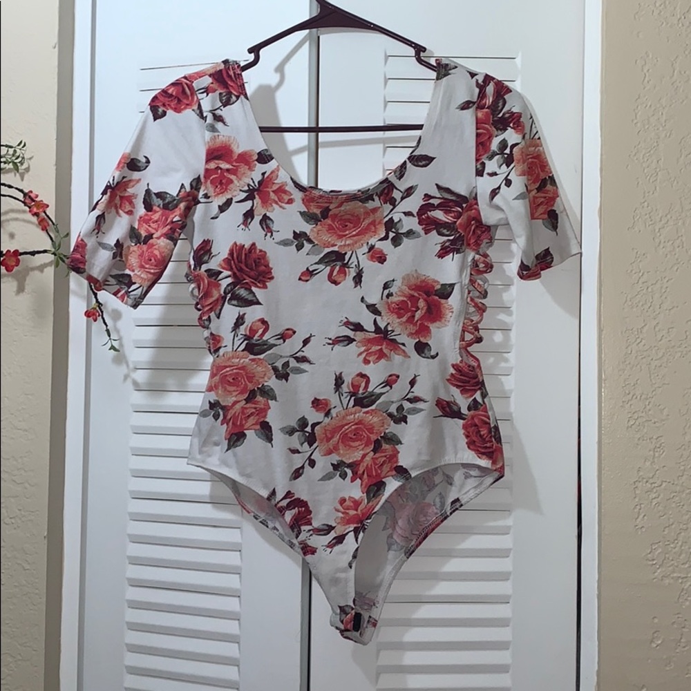 Charlotte Russe white with red floral bodysuit